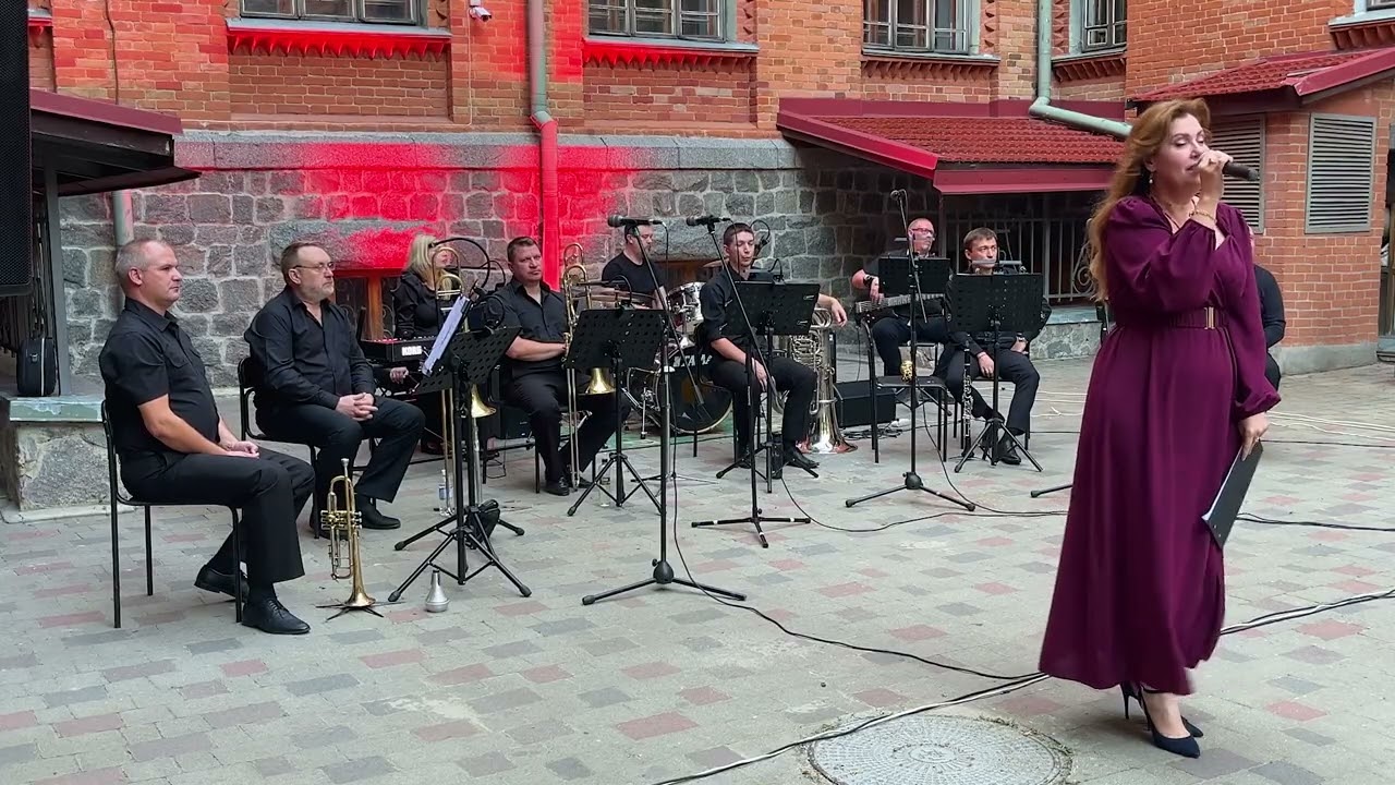 У Полтаві влаштували особливий концерт Івасюка, Яремчука та Мозгового просто неба